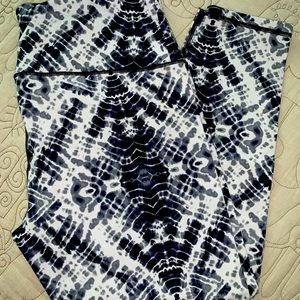 Victoria Secret Knock out leggings size XL